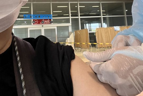ฉีดวัคซีนเข็มกระตุ้นเพิ่มภูมิป้องกัน “โอมิครอน” ได้ถึง 90%