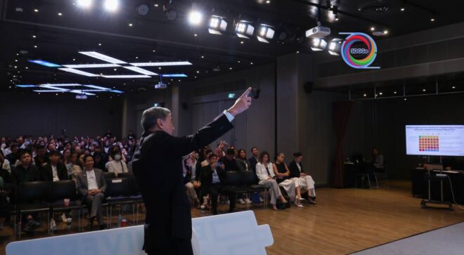 “Get Real – ความจริงที่ไม่สะดวกใจ”
